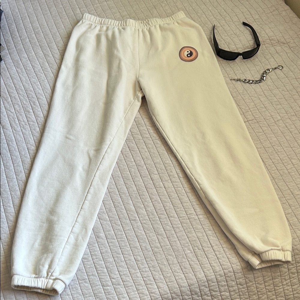 Spiritual gangster cream pull on cotton graphic Ying yang, casual sweatpants S​